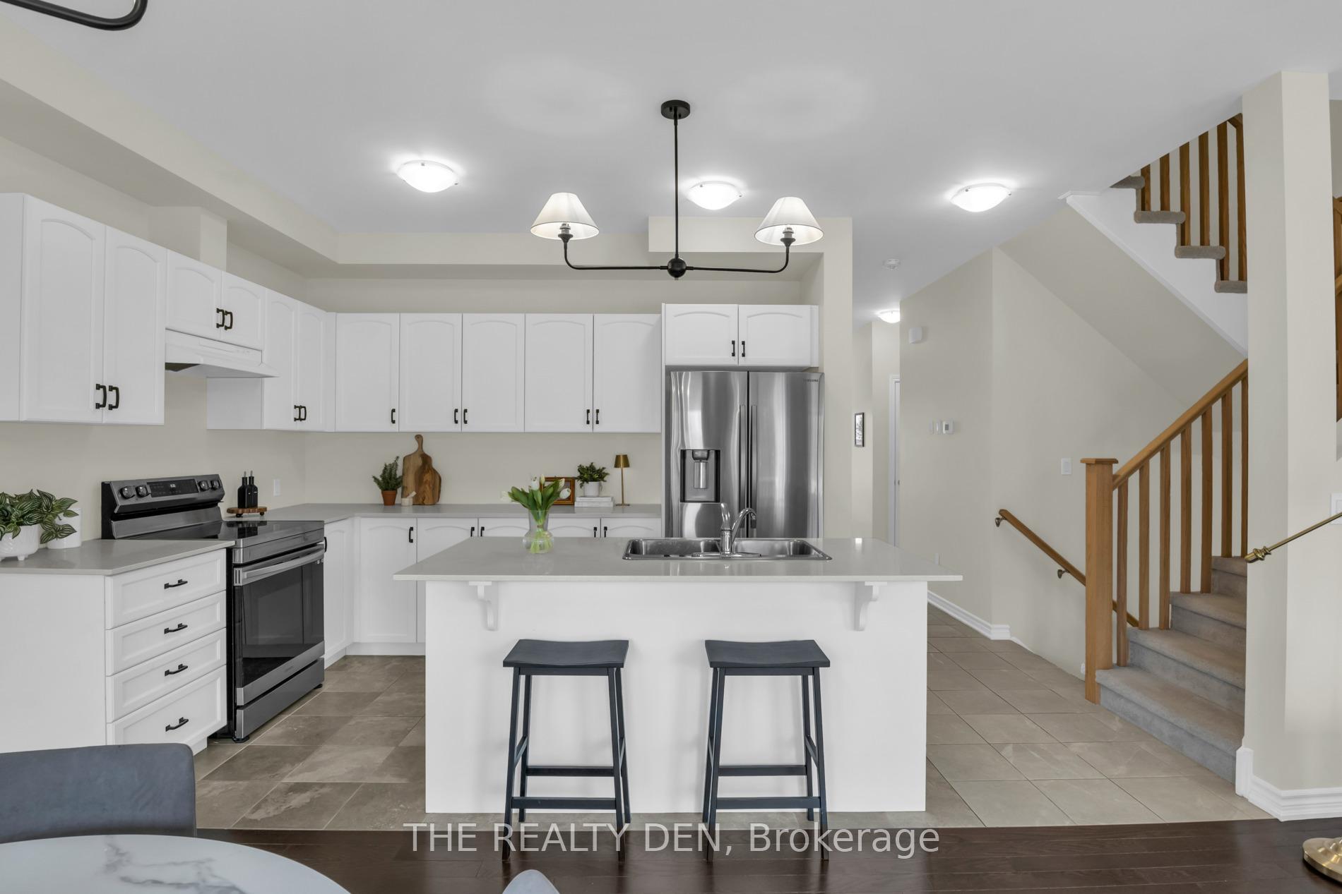 Photo 9 of Unit 17, 9 Braida Lane, Halton Hills, Acton — HOMEH