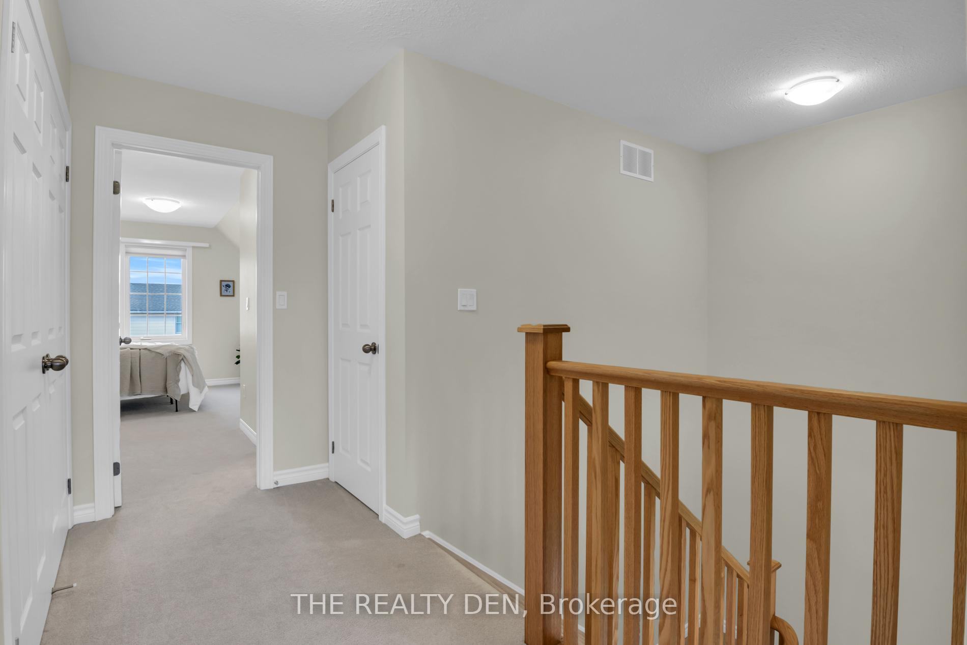 Photo 17 of Unit 17, 9 Braida Lane, Halton Hills, Acton — HOMEH