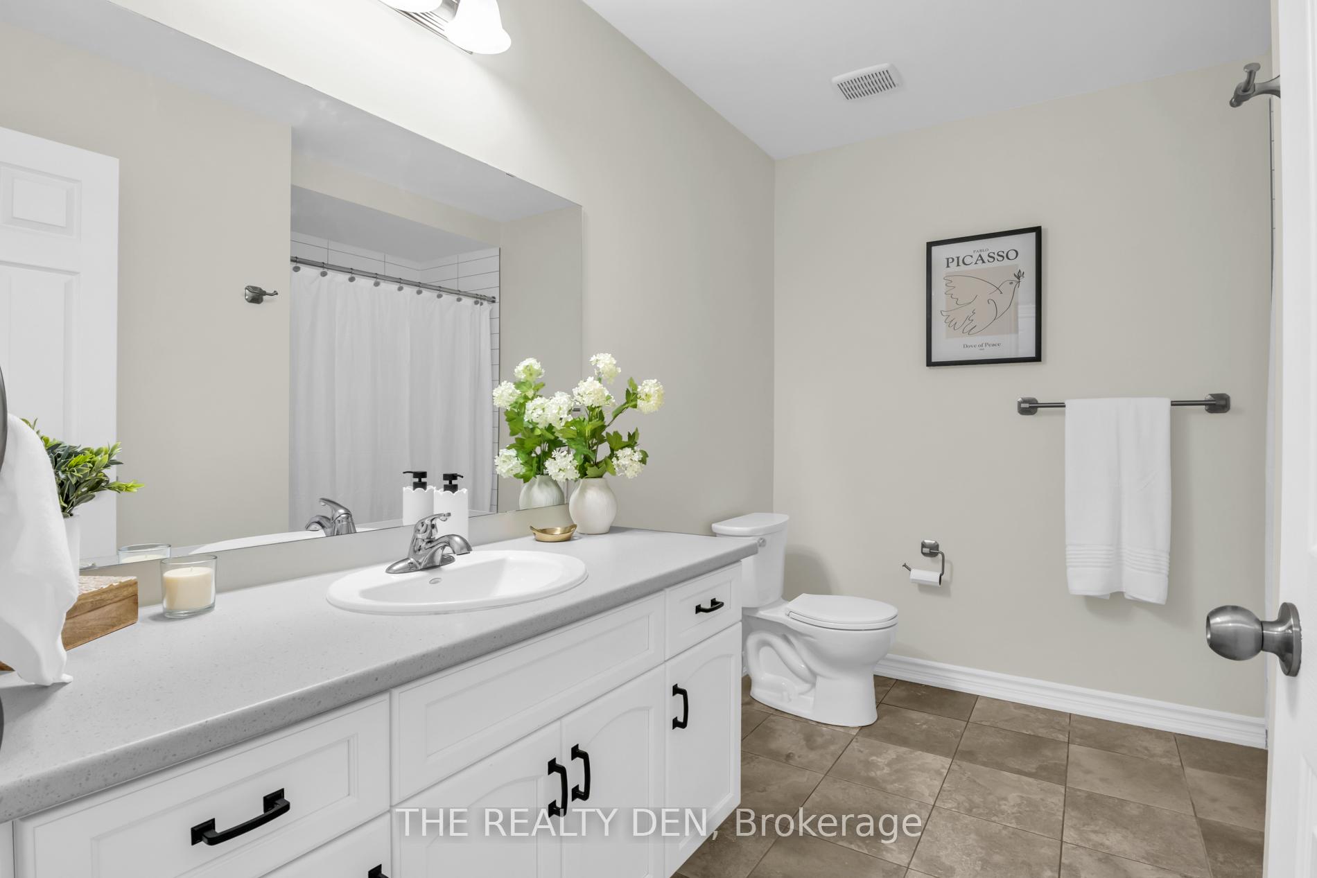 Photo 21 of Unit 17, 9 Braida Lane, Halton Hills, Acton — HOMEH