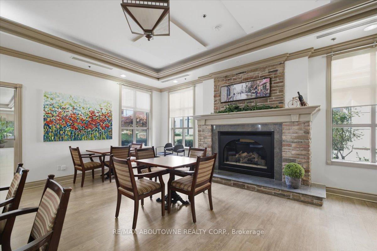 Photo 24 of Unit 1207, 100 Burloak Drive, Burlington, Appleby — HOMEH