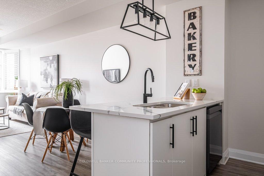 Photo 10 of Unit 202, 12 Blanshard Street, Hamilton, Kirkendall — HOMEH
