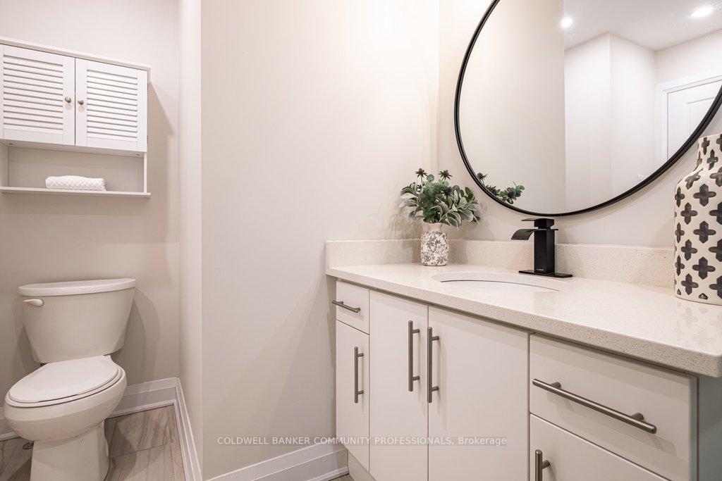 Photo 17 of Unit 202, 12 Blanshard Street, Hamilton, Kirkendall — HOMEH