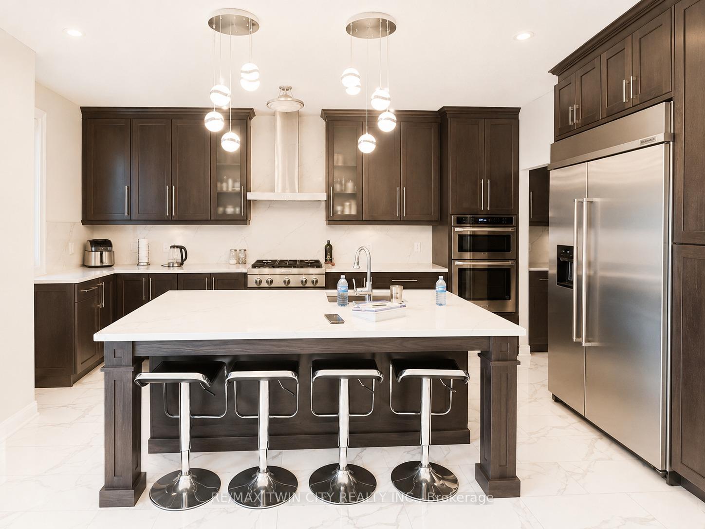 Photo 6 of 514 Bridgemill Crescent, Kitchener, Grand River South — HOMEH