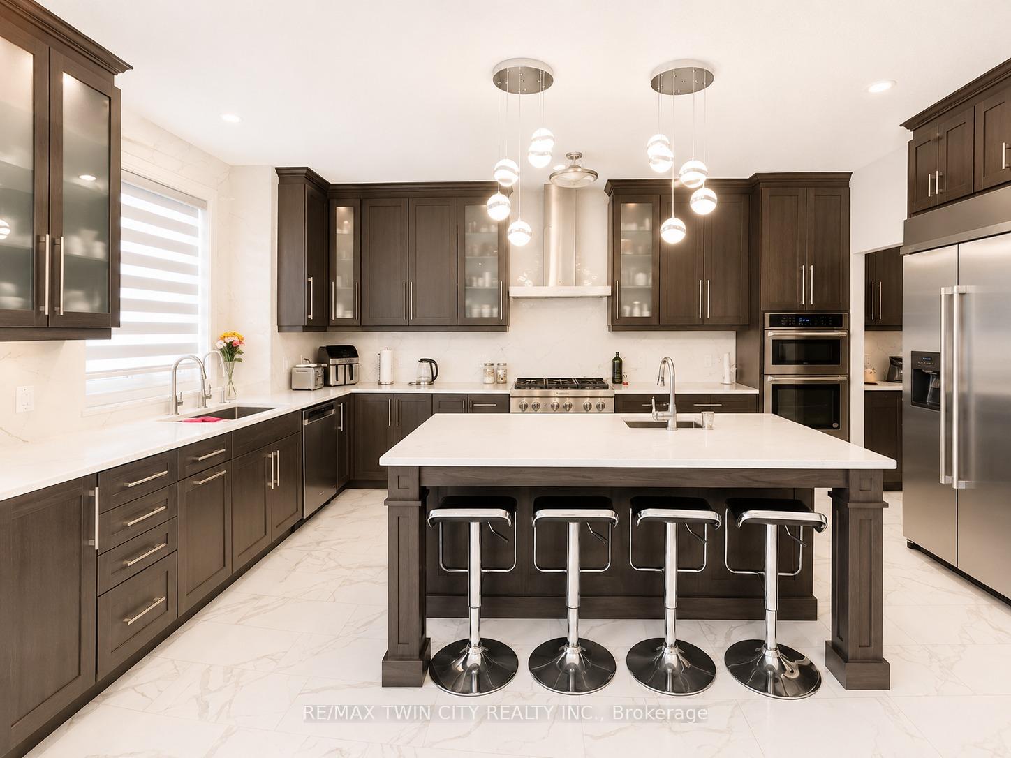 Photo 8 of 514 Bridgemill Crescent, Kitchener, Grand River South — HOMEH