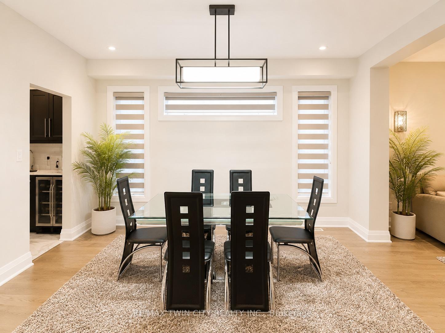 Photo 12 of 514 Bridgemill Crescent, Kitchener, Grand River South — HOMEH