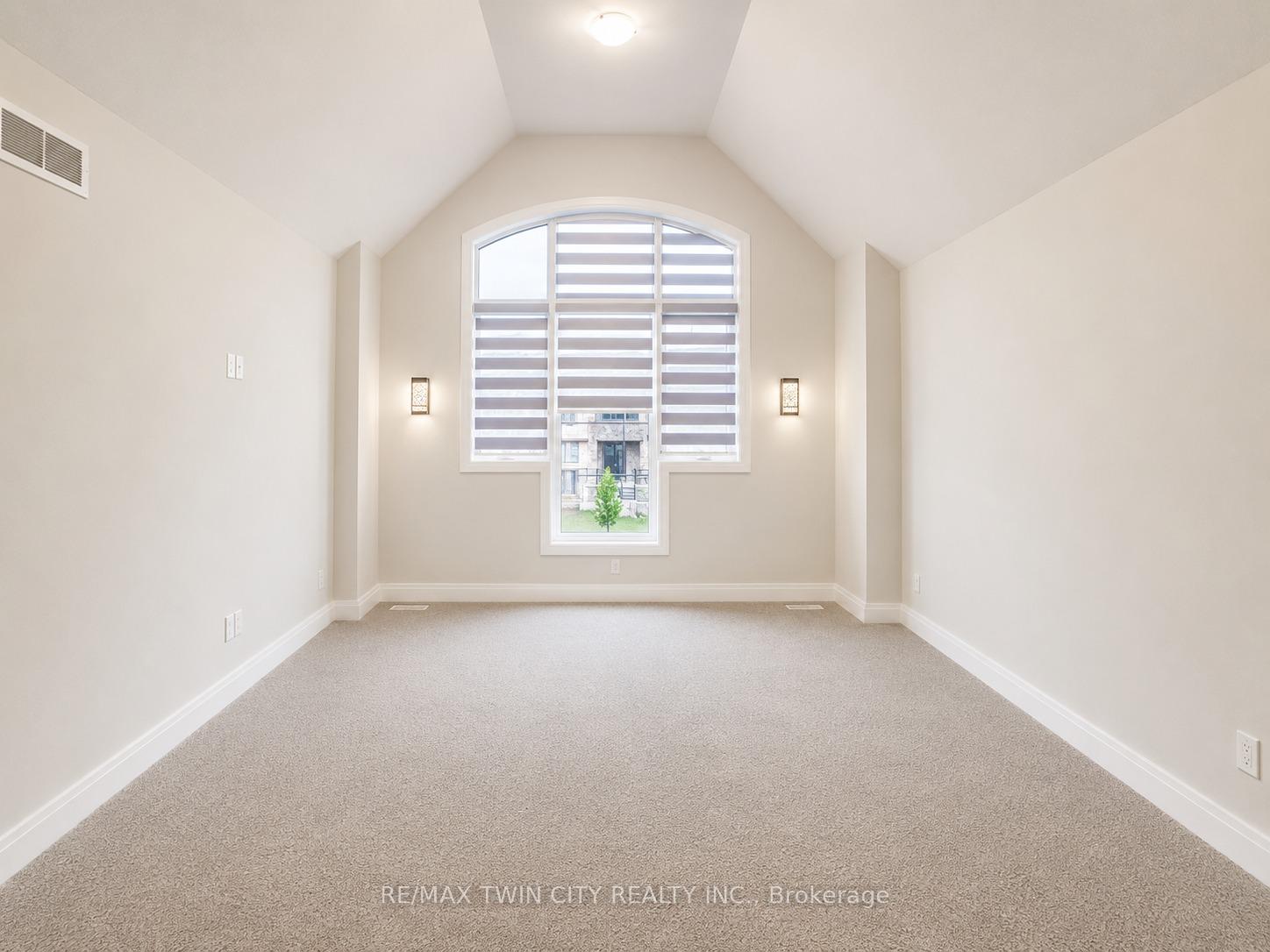 Photo 14 of 514 Bridgemill Crescent, Kitchener, Grand River South — HOMEH