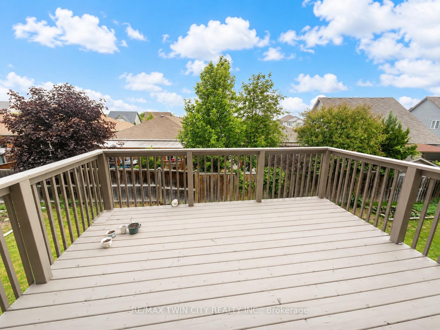 Photo 28 of 514 Bridgemill Crescent, Kitchener, Grand River South — HOMEH