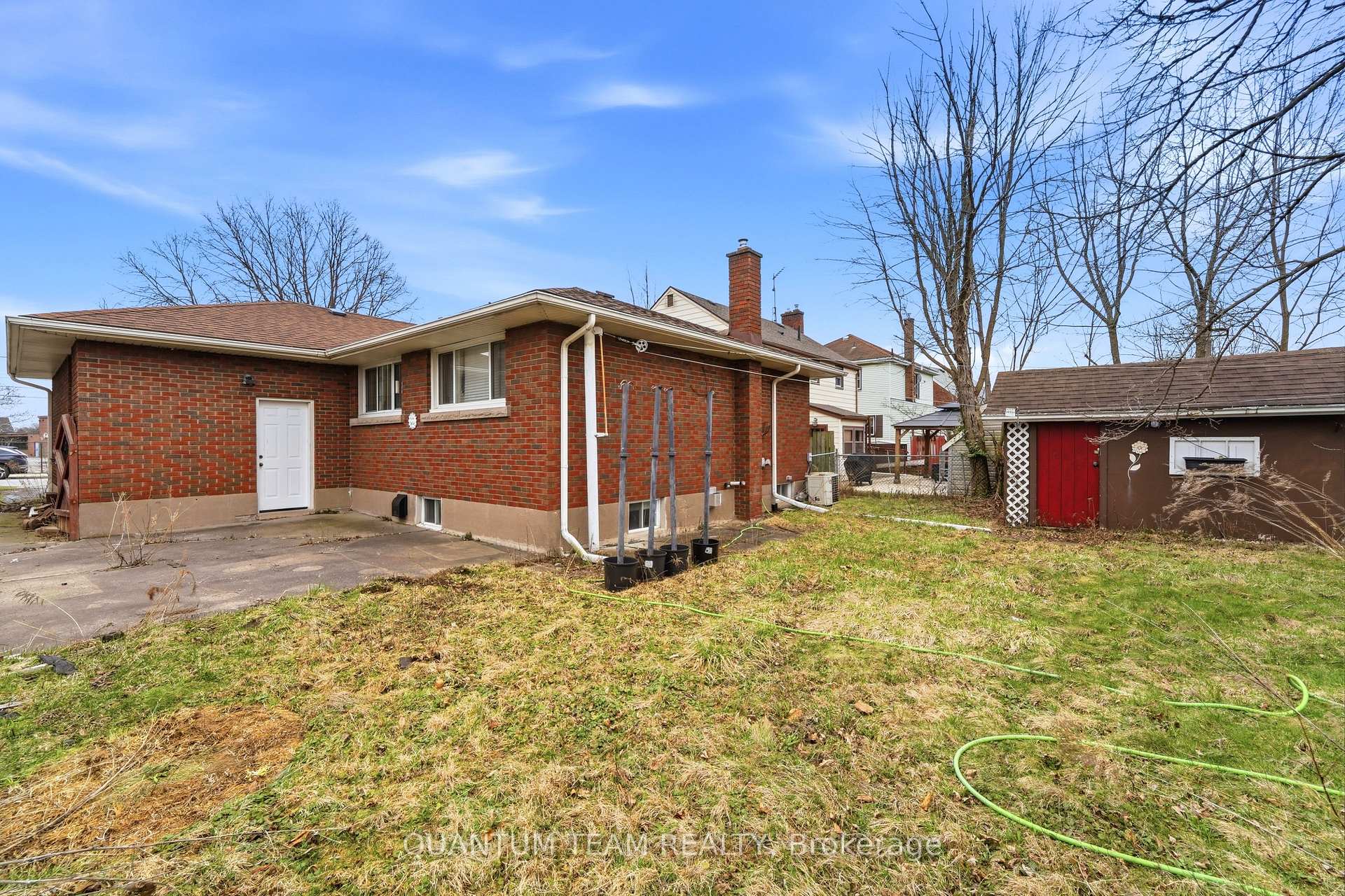 Photo 3 of 4975 Homewood Avenue, Niagara Falls, Cherrywood — HOMEH