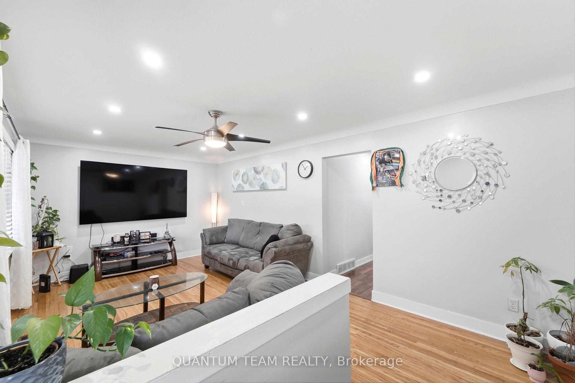Photo 15 of 4975 Homewood Avenue, Niagara Falls, Cherrywood — HOMEH