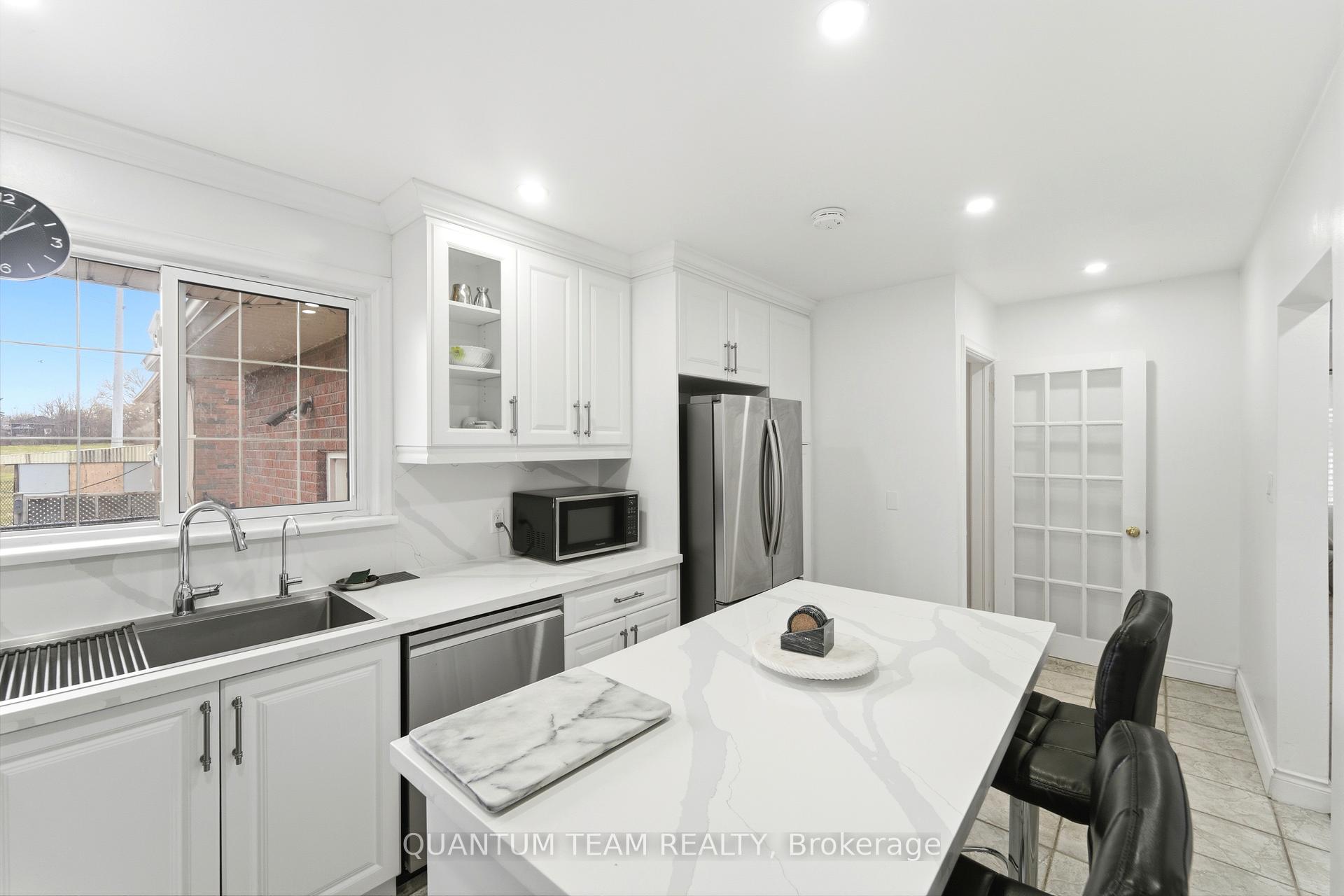 Photo 17 of 4975 Homewood Avenue, Niagara Falls, Cherrywood — HOMEH