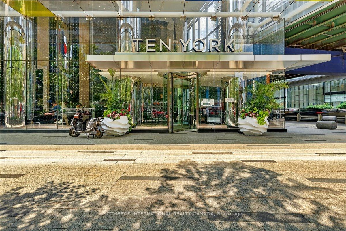 Photo 41 of Unit 2105, 10 York Street, Toronto, Waterfront Communities — HOMEH