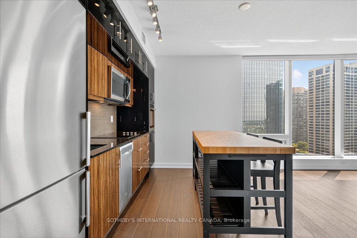 Photo 46 of Unit 2105, 10 York Street, Toronto, Waterfront Communities — HOMEH