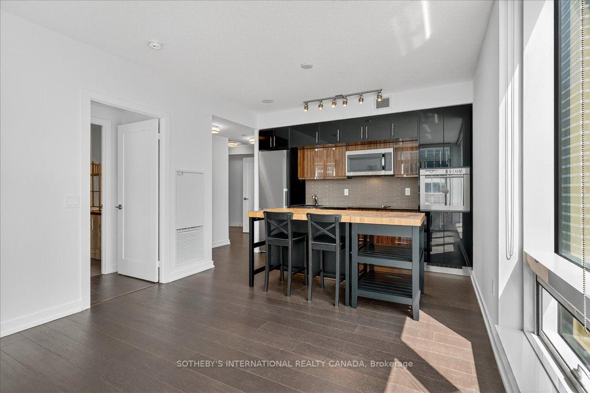 Photo 49 of Unit 2105, 10 York Street, Toronto, Waterfront Communities — HOMEH