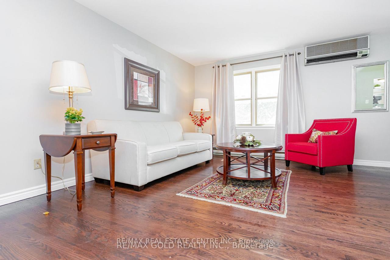 Photo 11 of 67 Cavendish Crescent, Brampton, Avondale — HOMEH