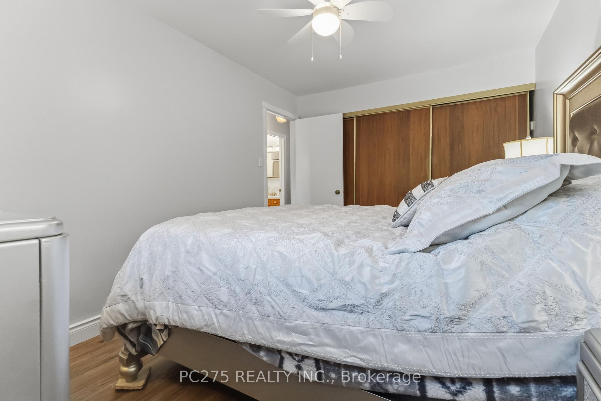 Photo 21 of 615 Deveron Crescent, London, South T — HOMEH
