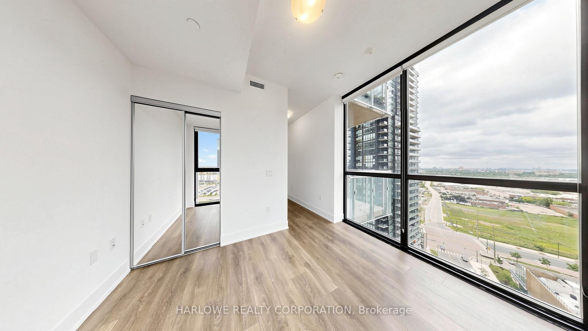 Photo 21 of Unit 1903, 2916 Highway 7 Road, Vaughan, Concord — HOMEH
