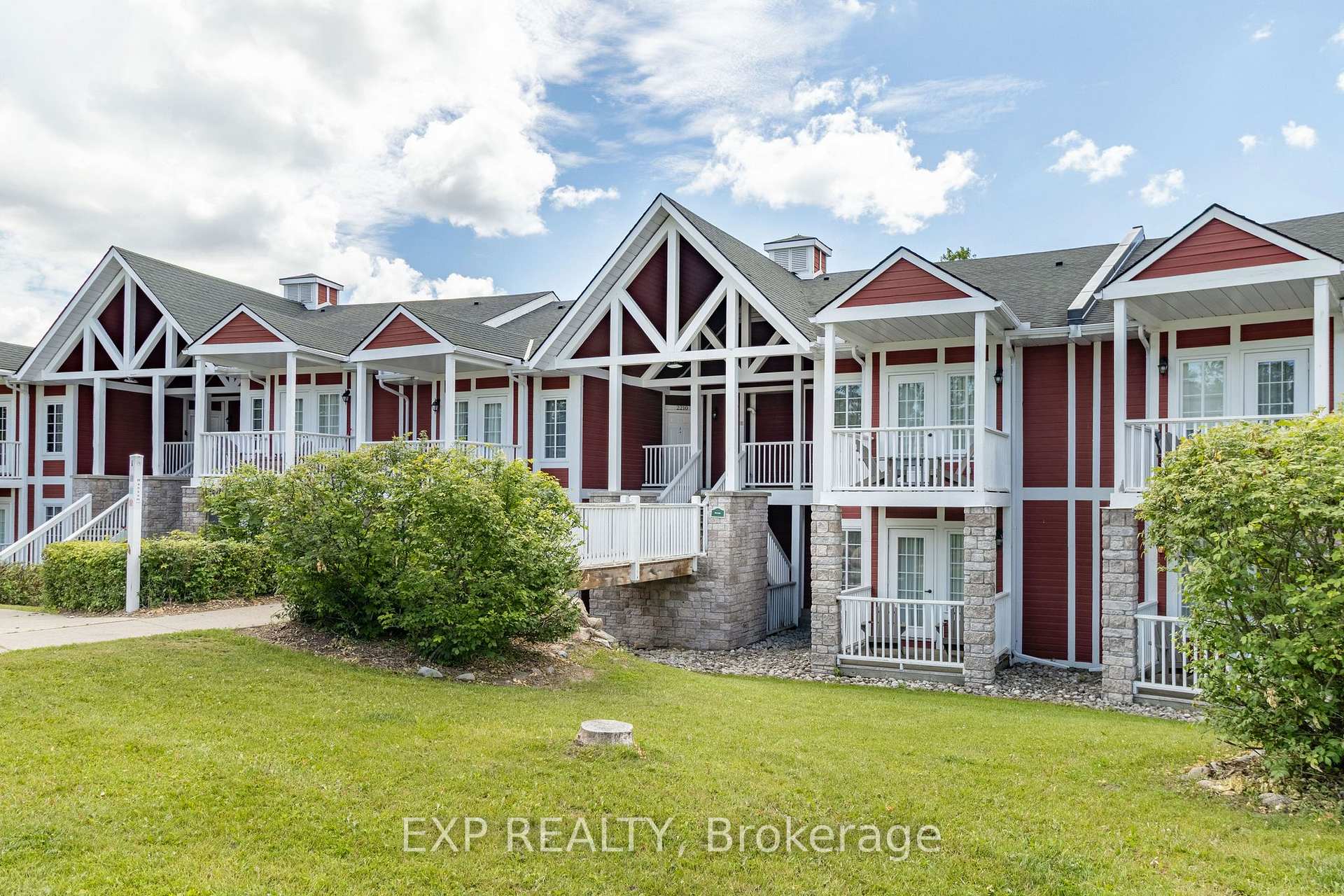 Photo of Unit 2010/2011, 90 Highland Drive