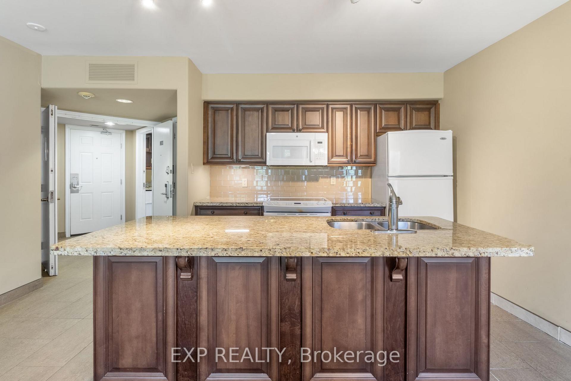 Photo 4 of Unit 2010/2011, 90 Highland Drive, Oro-Medonte, Horseshoe Valley — HOMEH