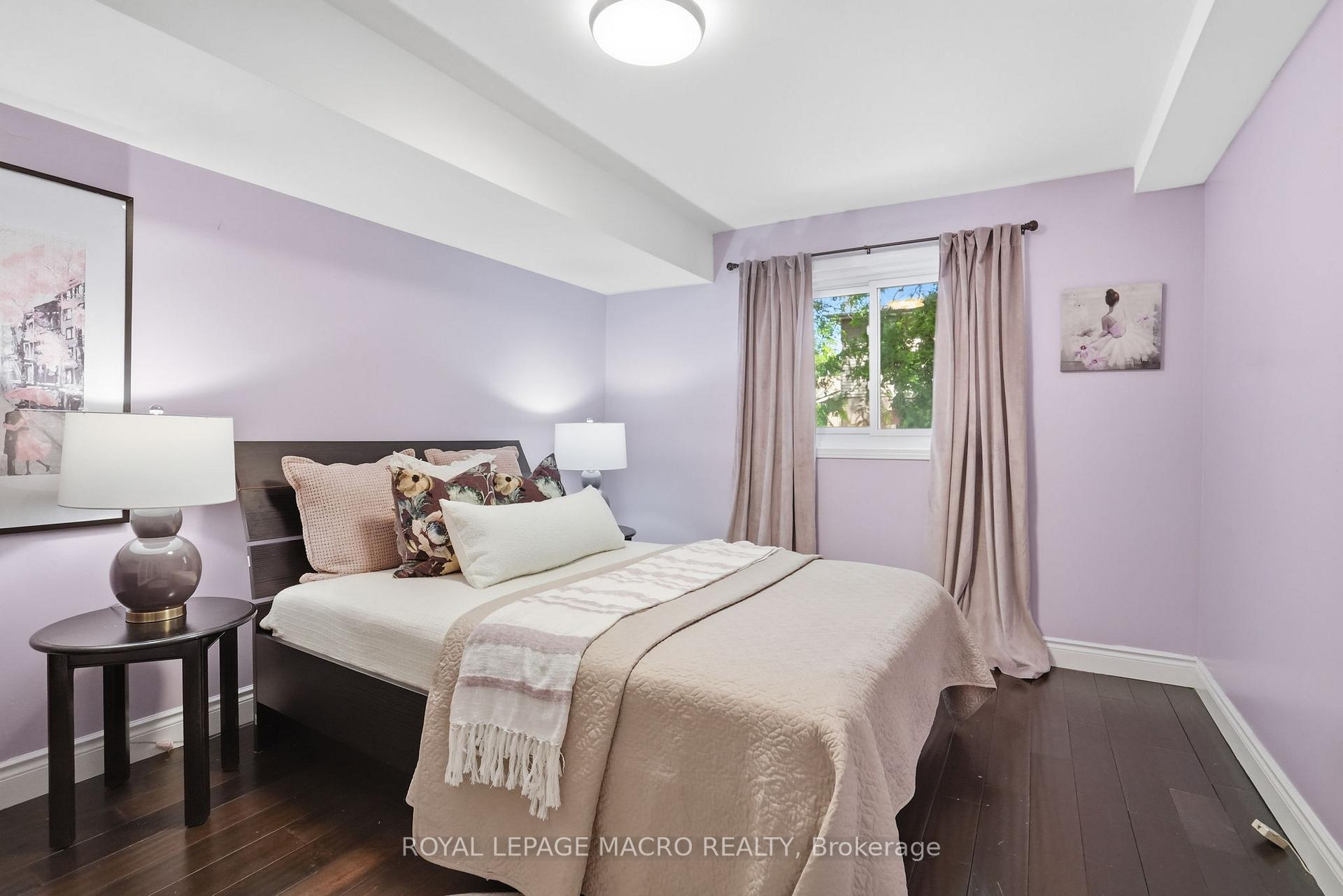 Photo 17 of 3411 Lansdown Drive, Burlington, Palmer — HOMEH