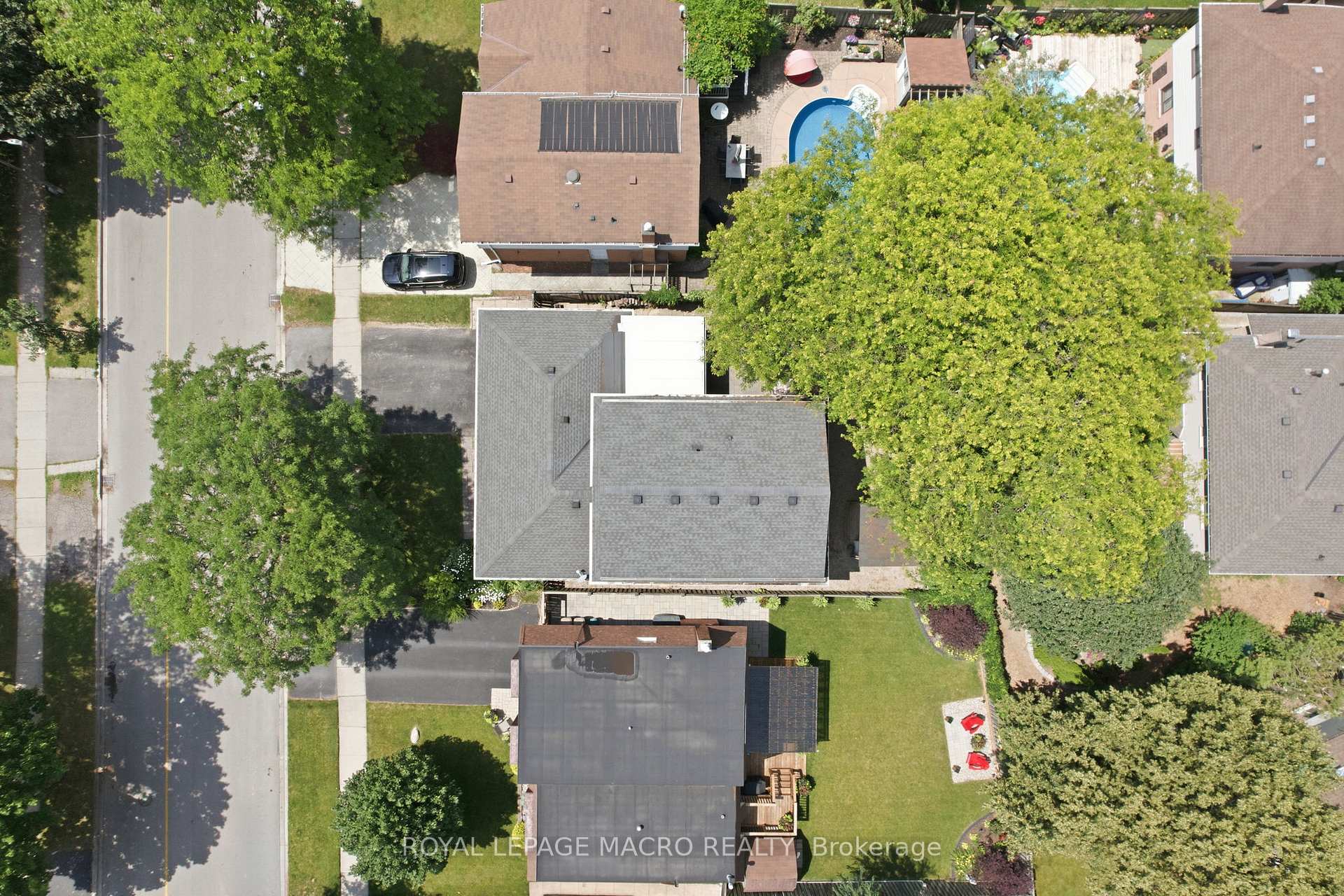 Photo 40 of 3411 Lansdown Drive, Burlington, Palmer — HOMEH