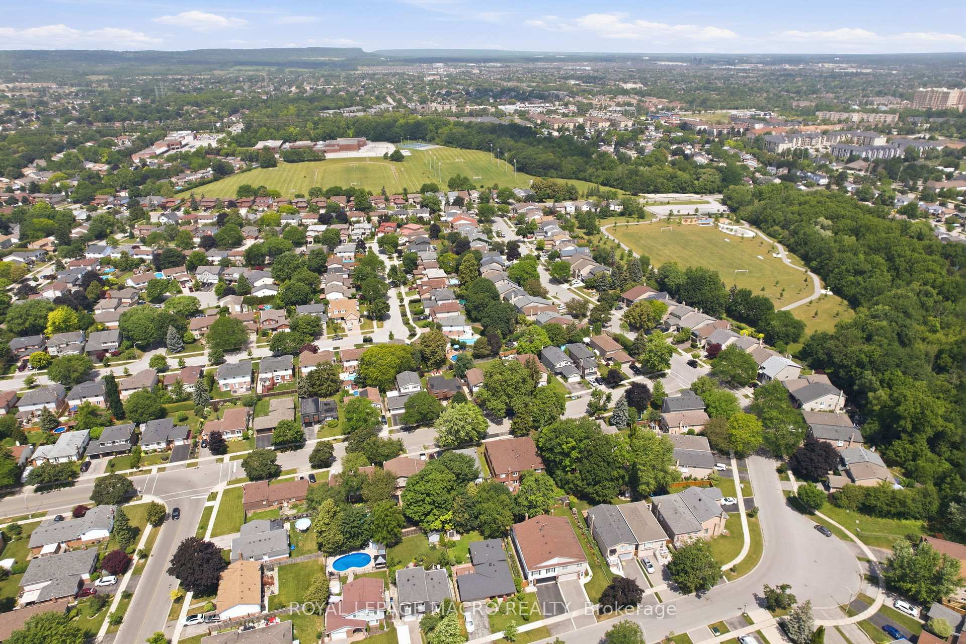 Photo 43 of 3411 Lansdown Drive, Burlington, Palmer — HOMEH