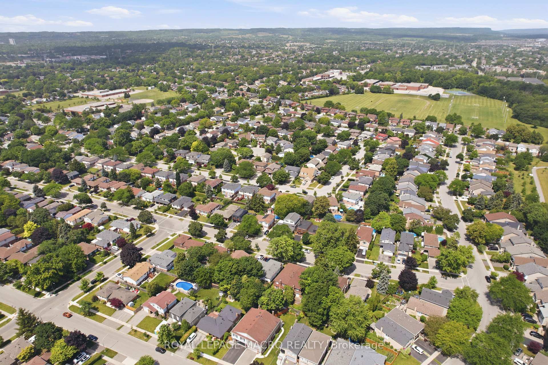 Photo 44 of 3411 Lansdown Drive, Burlington, Palmer — HOMEH