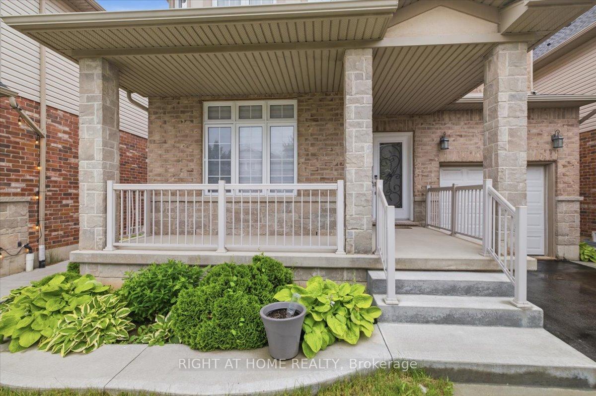 Photo 1 of 15 Willowbanks Terrace, Hamilton, Lakeshore — HOMEH