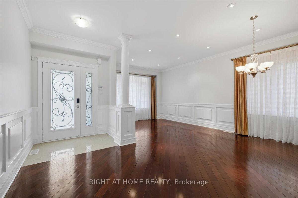 Photo 5 of 15 Willowbanks Terrace, Hamilton, Lakeshore — HOMEH