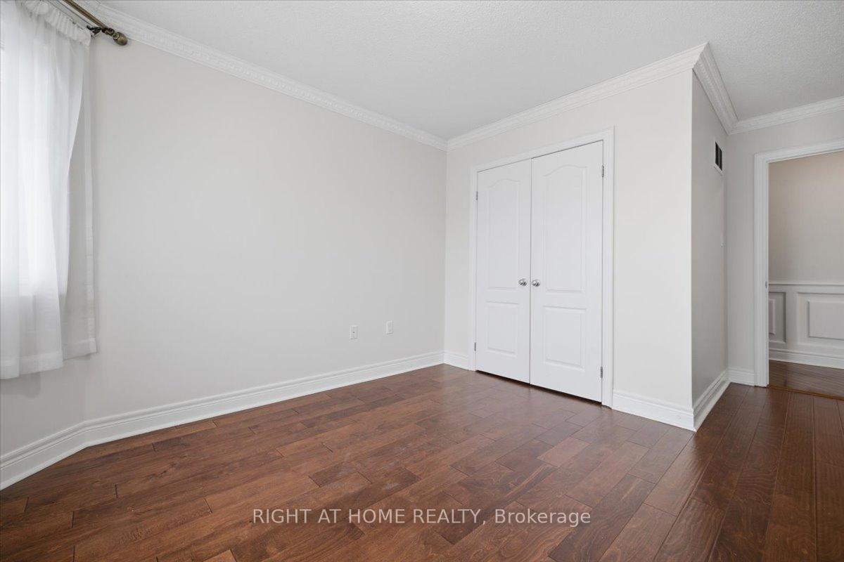 Photo 22 of 15 Willowbanks Terrace, Hamilton, Lakeshore — HOMEH