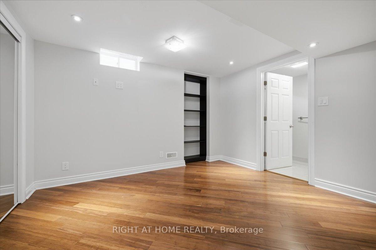 Photo 32 of 15 Willowbanks Terrace, Hamilton, Lakeshore — HOMEH