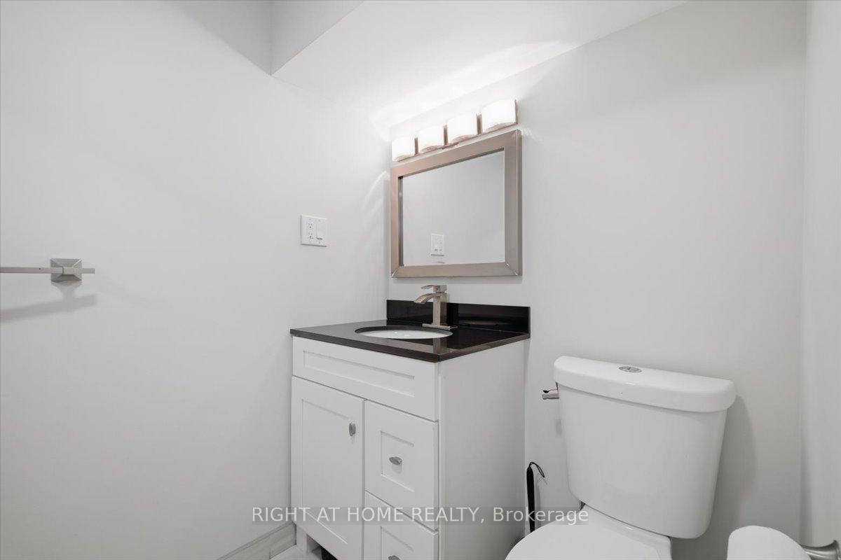 Photo 35 of 15 Willowbanks Terrace, Hamilton, Lakeshore — HOMEH