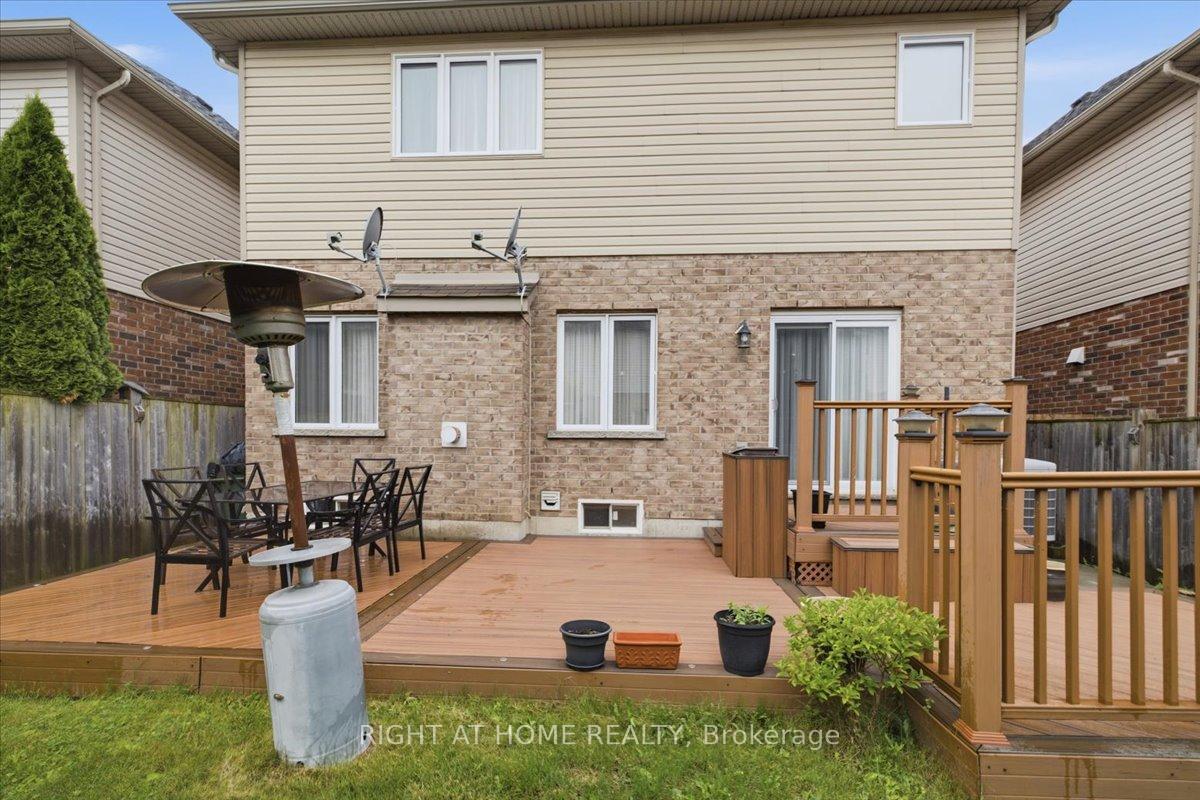 Photo 39 of 15 Willowbanks Terrace, Hamilton, Lakeshore — HOMEH
