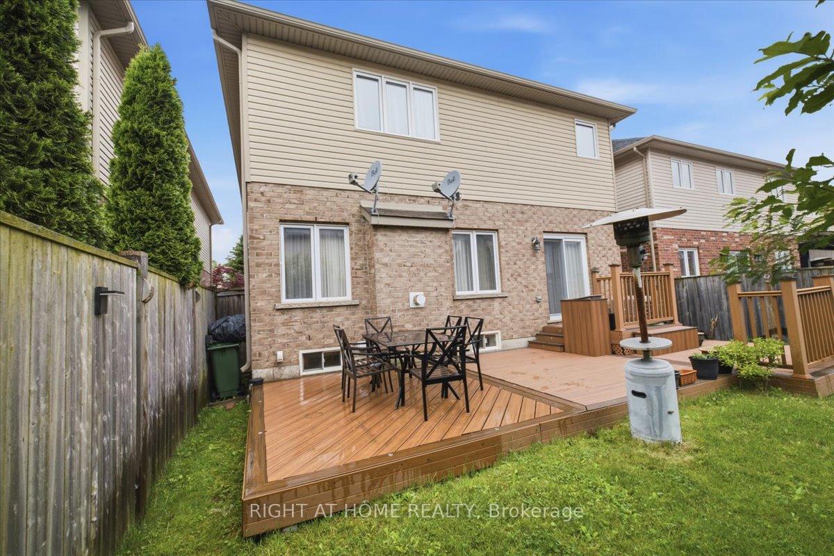Photo 41 of 15 Willowbanks Terrace, Hamilton, Lakeshore — HOMEH