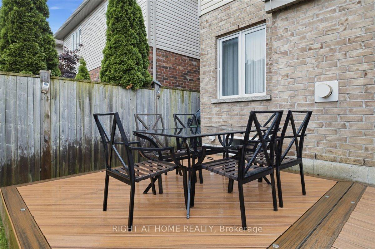 Photo 43 of 15 Willowbanks Terrace, Hamilton, Lakeshore — HOMEH
