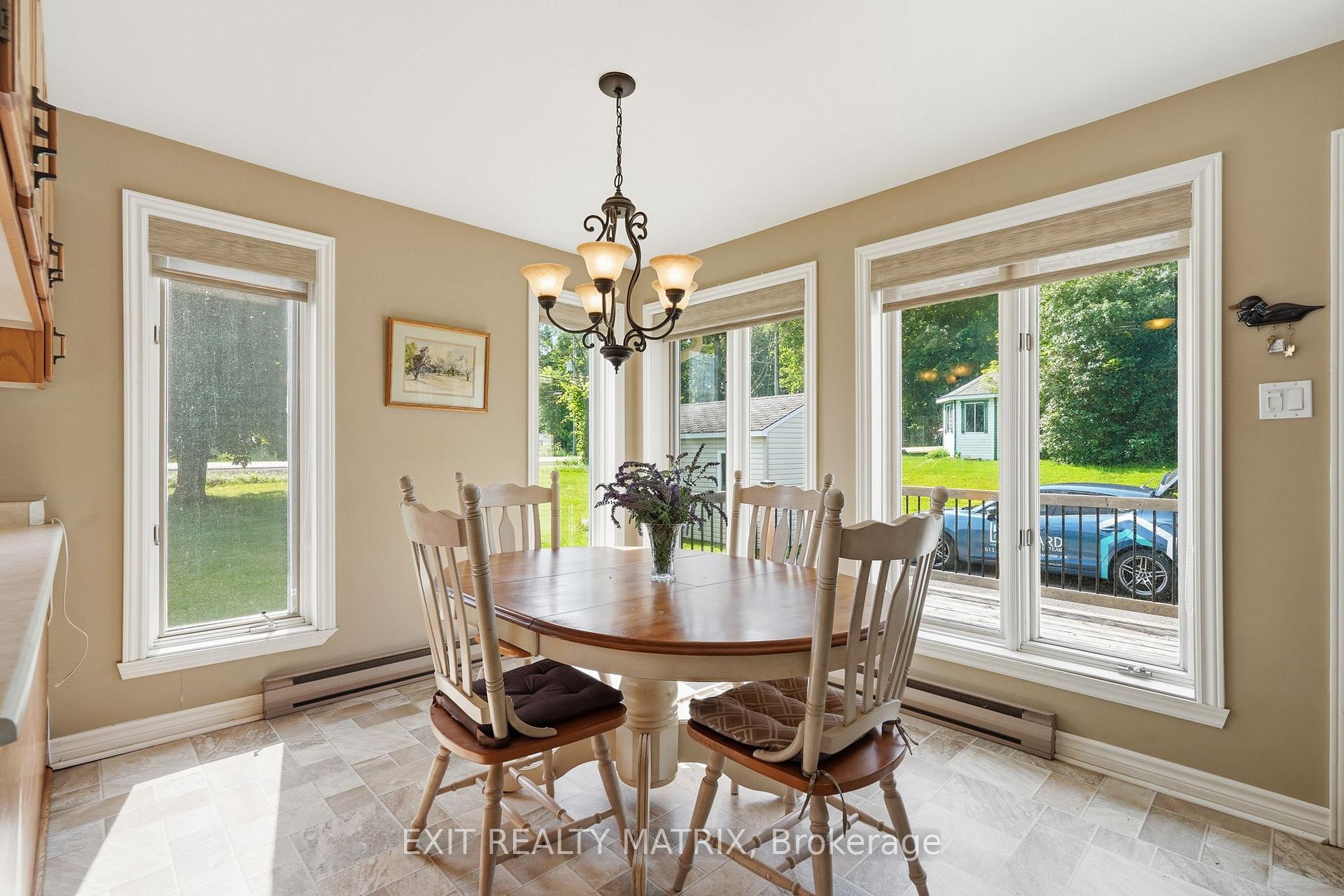 Photo 10 of 3 Hillview Circle, Champlain, Vankleek Hill — HOMEH