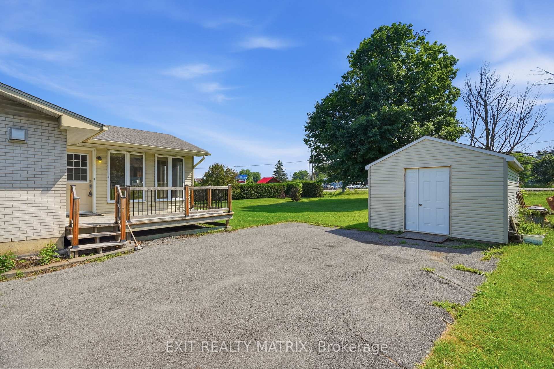 Photo 26 of 3 Hillview Circle, Champlain, Vankleek Hill — HOMEH