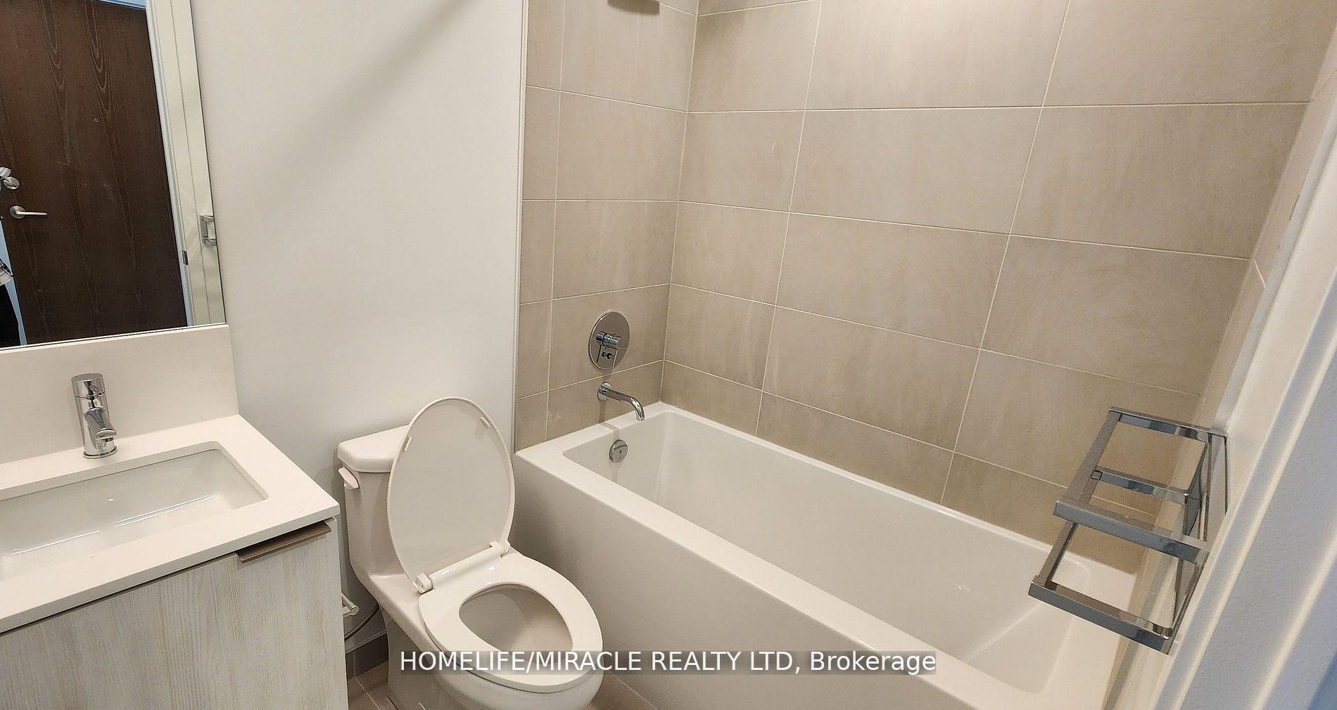 Photo 9 of Unit 5507, 7890 Jane Street, Vaughan, Vaughan Corporate Centre — HOMEH