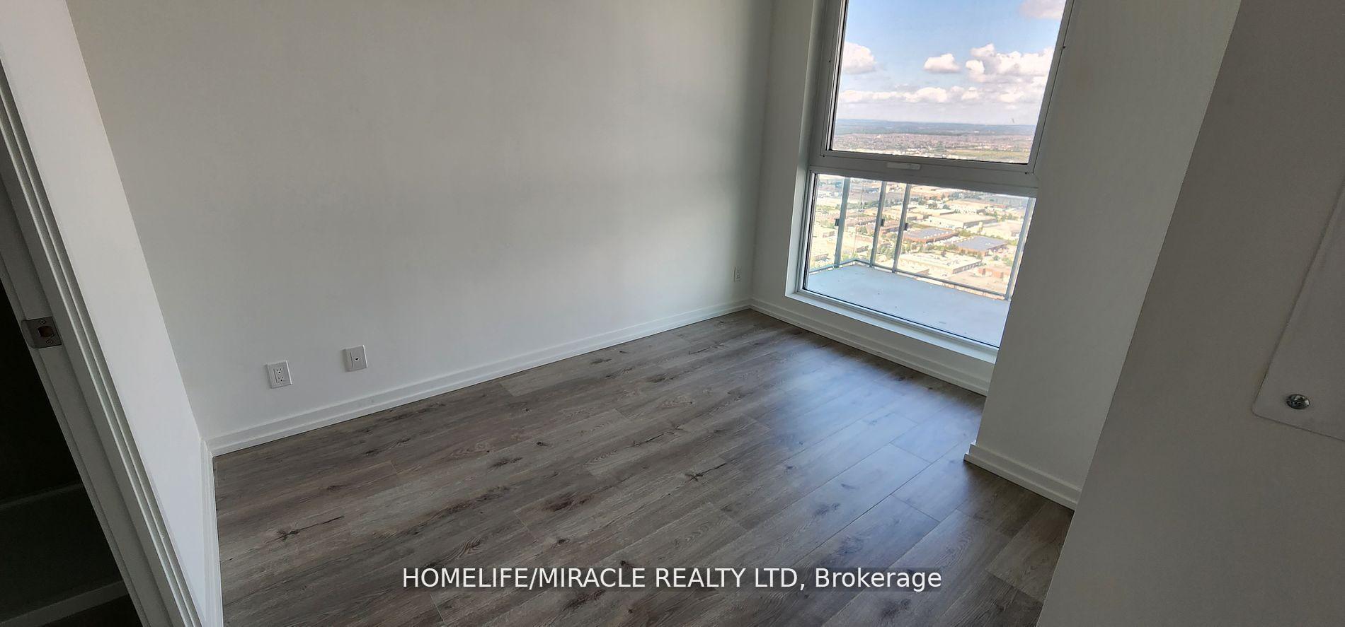 Photo 11 of Unit 5507, 7890 Jane Street, Vaughan, Vaughan Corporate Centre — HOMEH