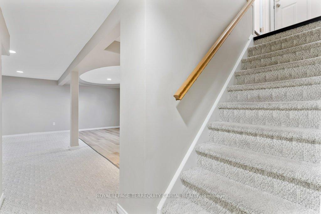 Photo 19 of Unit B, 101 Northlake Place, Waterloo, North Lakeshore — HOMEH