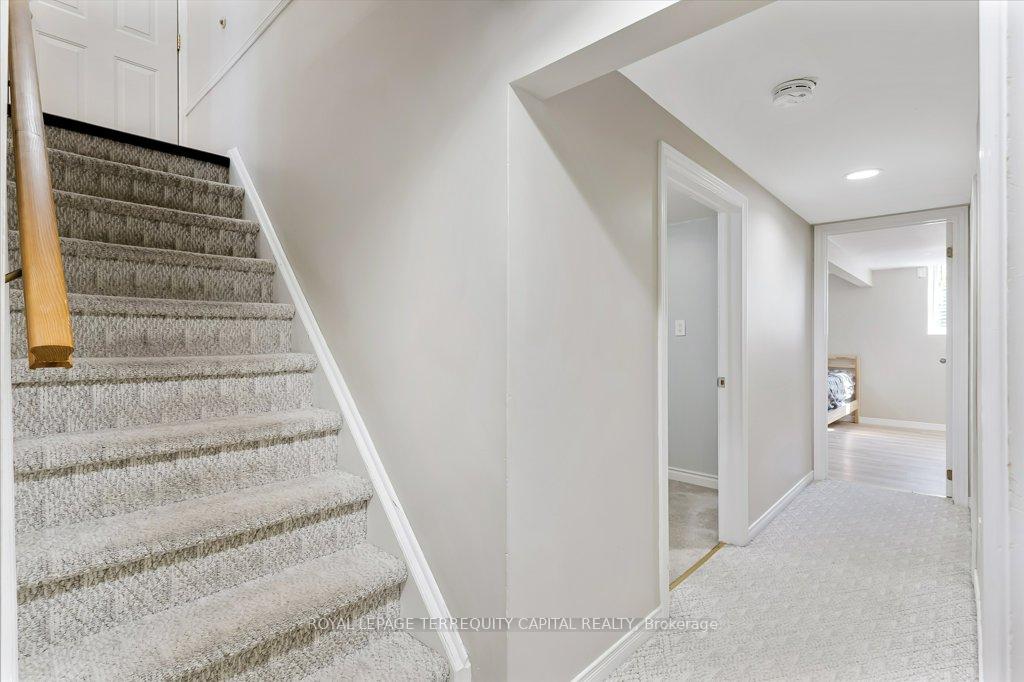 Photo 20 of Unit B, 101 Northlake Place, Waterloo, North Lakeshore — HOMEH