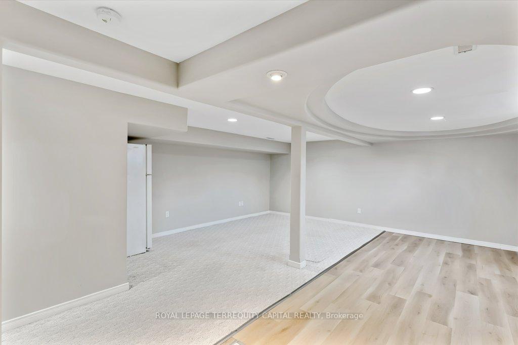 Photo 30 of Unit B, 101 Northlake Place, Waterloo, North Lakeshore — HOMEH