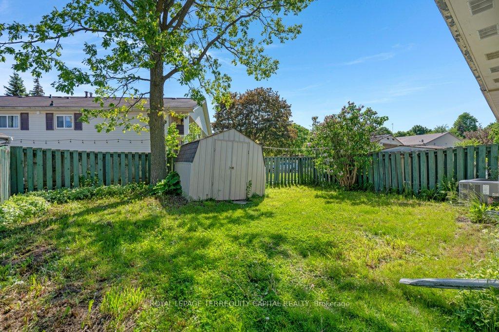 Photo 44 of Unit B, 101 Northlake Place, Waterloo, North Lakeshore — HOMEH