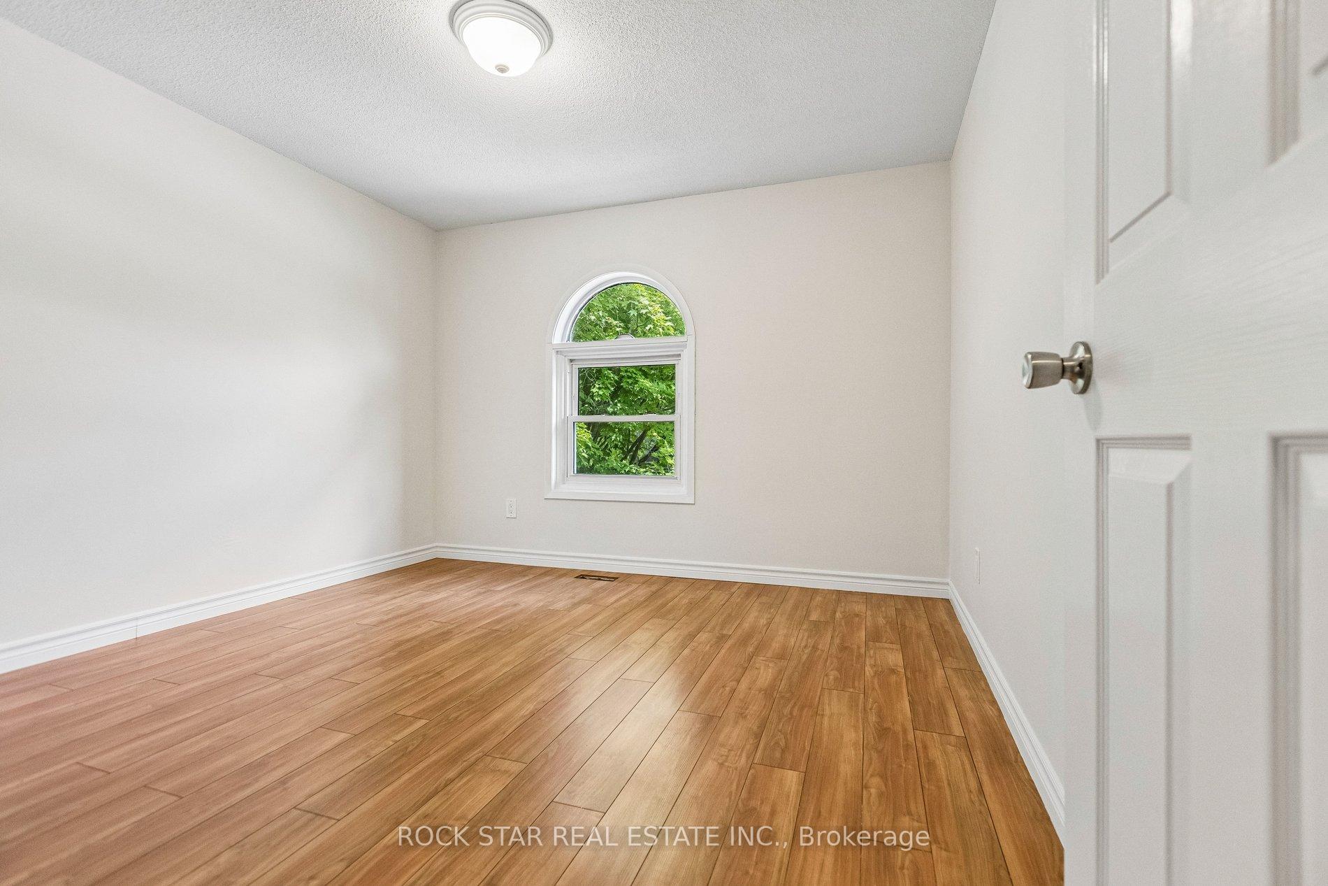 Photo 18 of 305 Sekura Street, Cambridge, Greenway-Chaplin — HOMEH