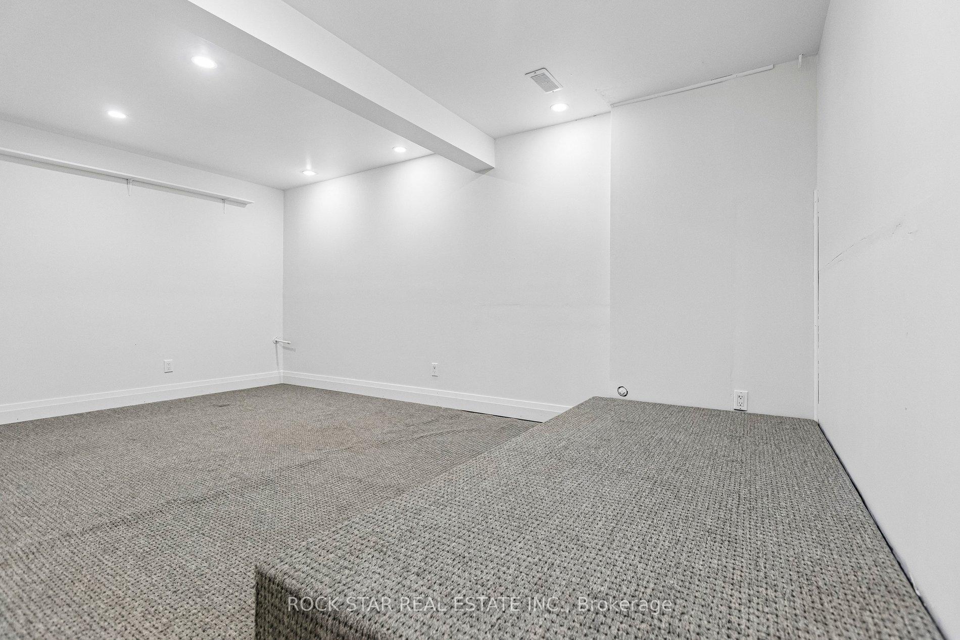 Photo 21 of 305 Sekura Street, Cambridge, Greenway-Chaplin — HOMEH