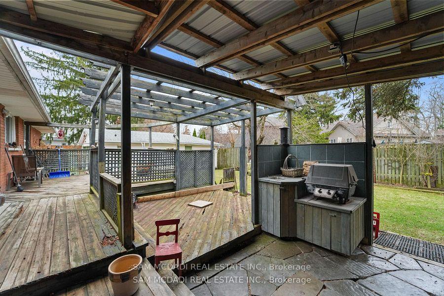 Photo 6 of 2470 Meadowood Crescent, Oakville, Bronte — HOMEH