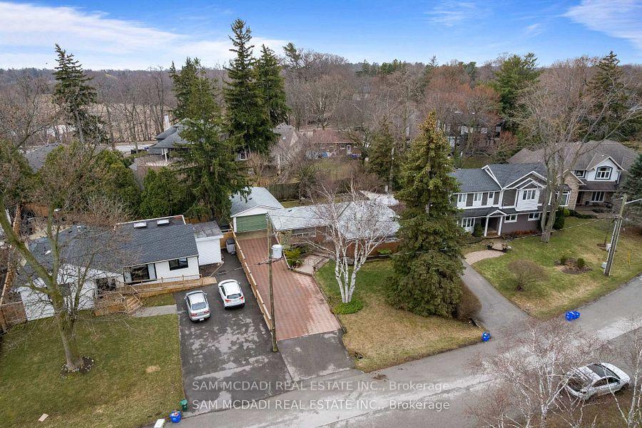 Photo 13 of 2470 Meadowood Crescent, Oakville, Bronte — HOMEH