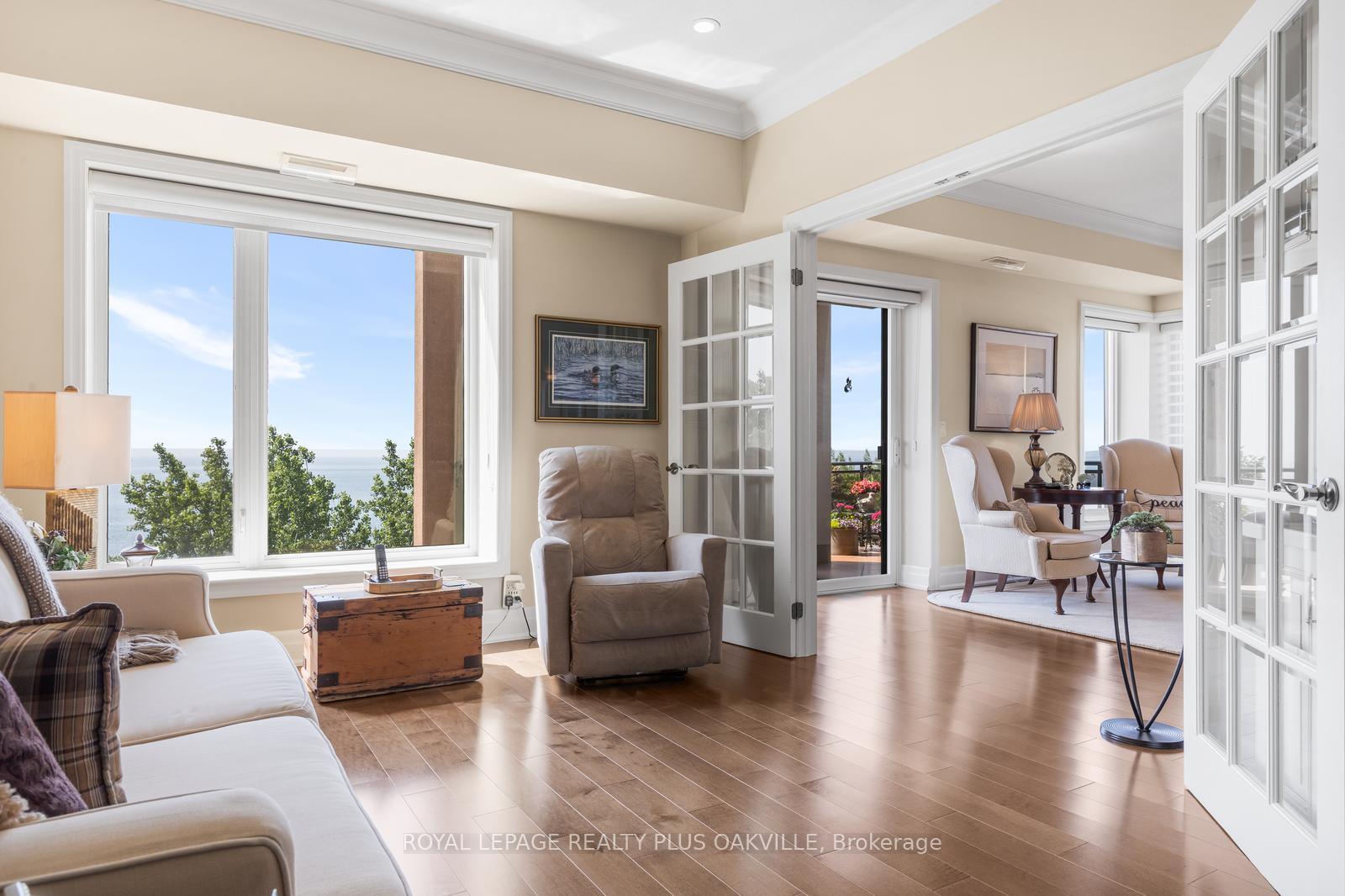 Photo 10 of Unit 604, 5340 Lakeshore Road, Burlington, Appleby — HOMEH