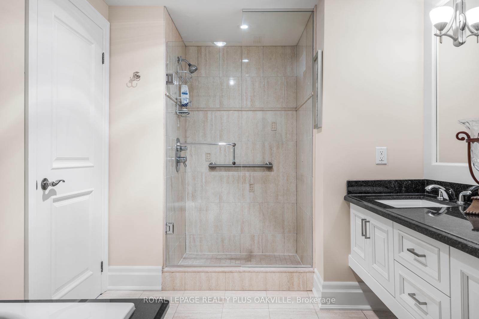 Photo 21 of Unit 604, 5340 Lakeshore Road, Burlington, Appleby — HOMEH