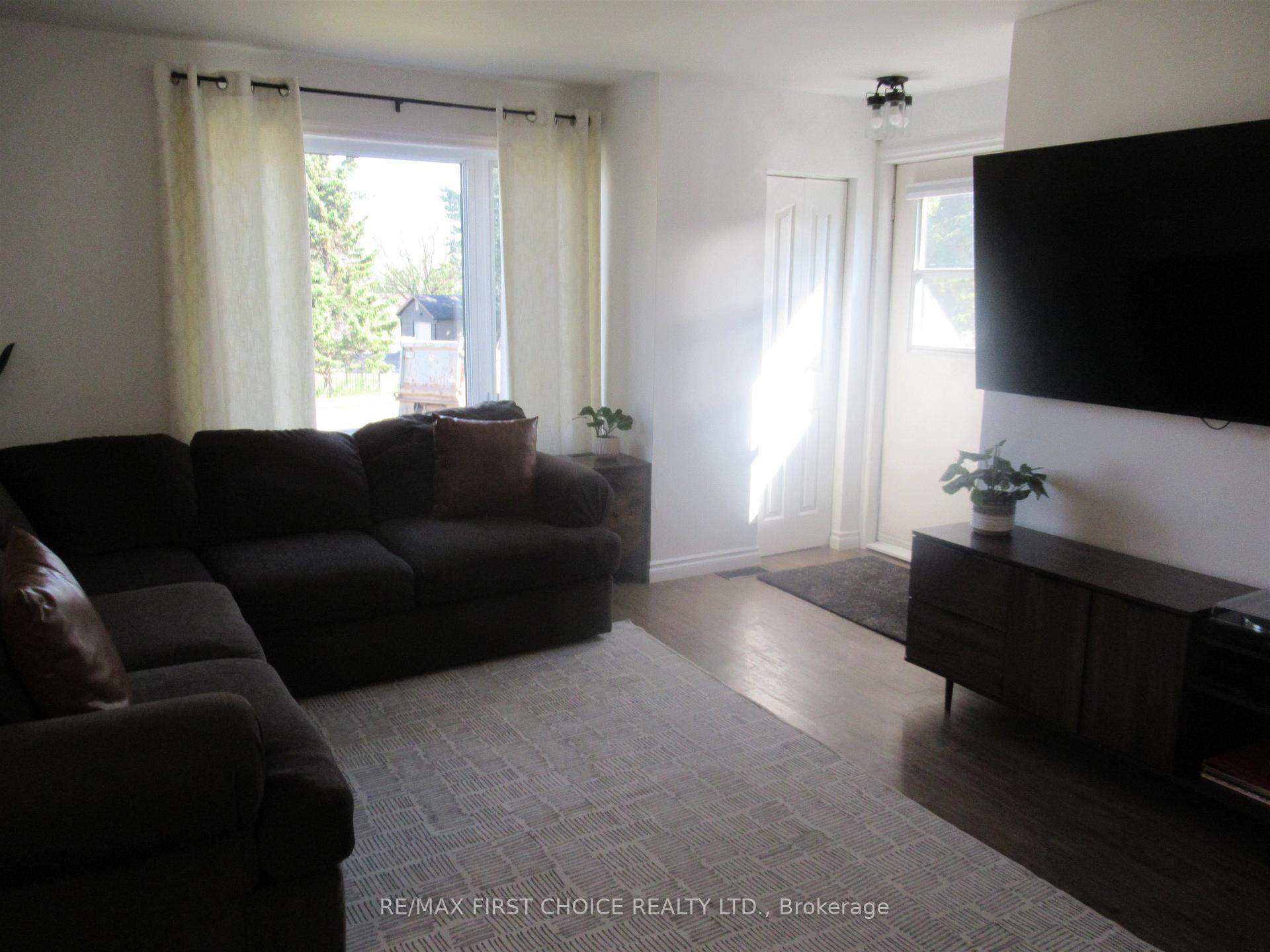 Photo 4 of 8 Ruttan Street, Thunder Bay, Shuniah — HOMEH