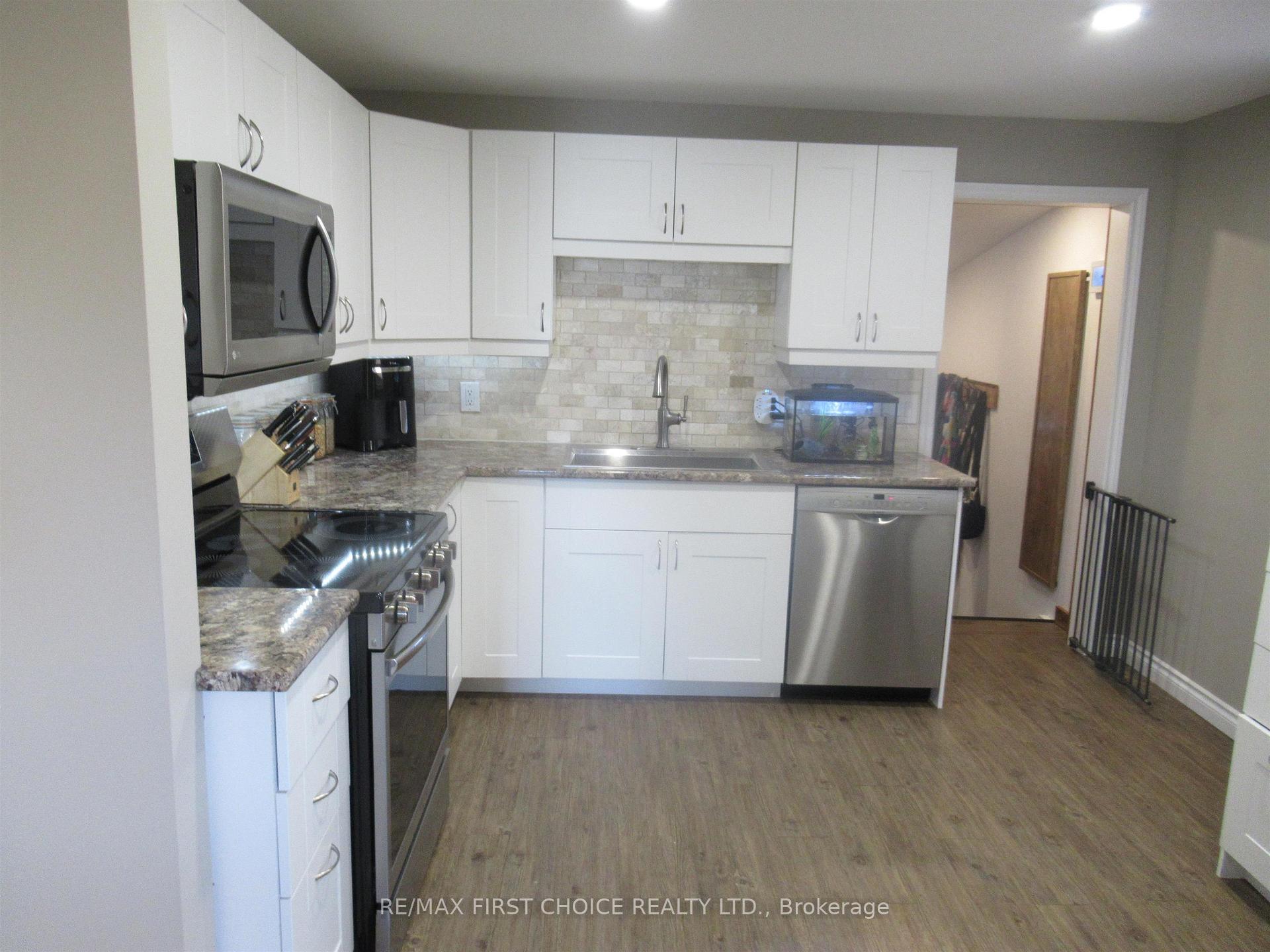 Photo 12 of 8 Ruttan Street, Thunder Bay, Shuniah — HOMEH